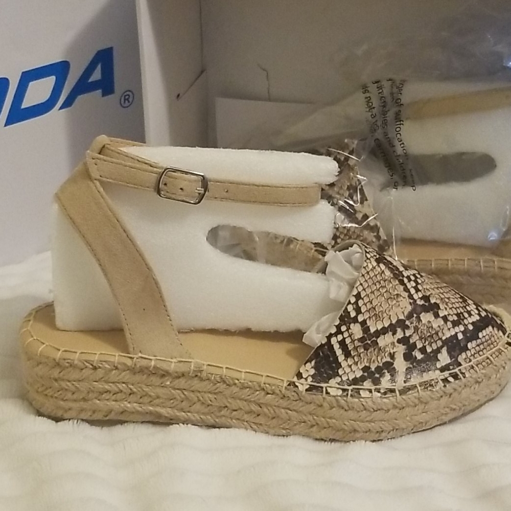 Snake print espadrille new